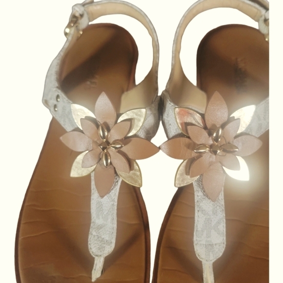 Michael Kors Women's Heidi Thong Sandals Sz 7 - Picture 7 of 9